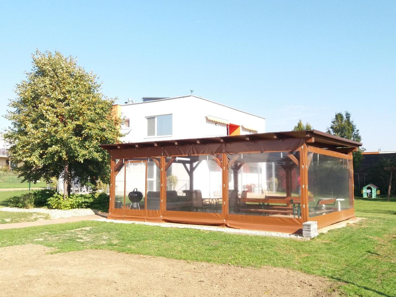 Vila Moravia Pasohlavky Exterior photo